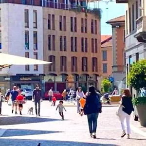 Apartment Vicino Ai Laghi E Aereoporto Di Malpensa, Cassano Magnago